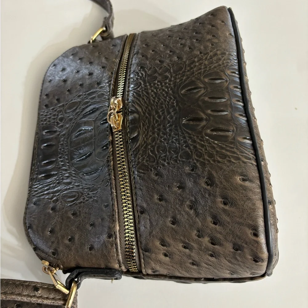 Brown Faux Croc and Ostrich Embossed Shoulder/Crossbody Bag with Gold Zip NWOT - Picture 3 of 8